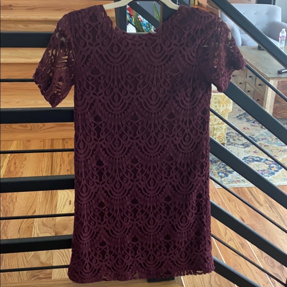 H&M burgundy lace dress size 8